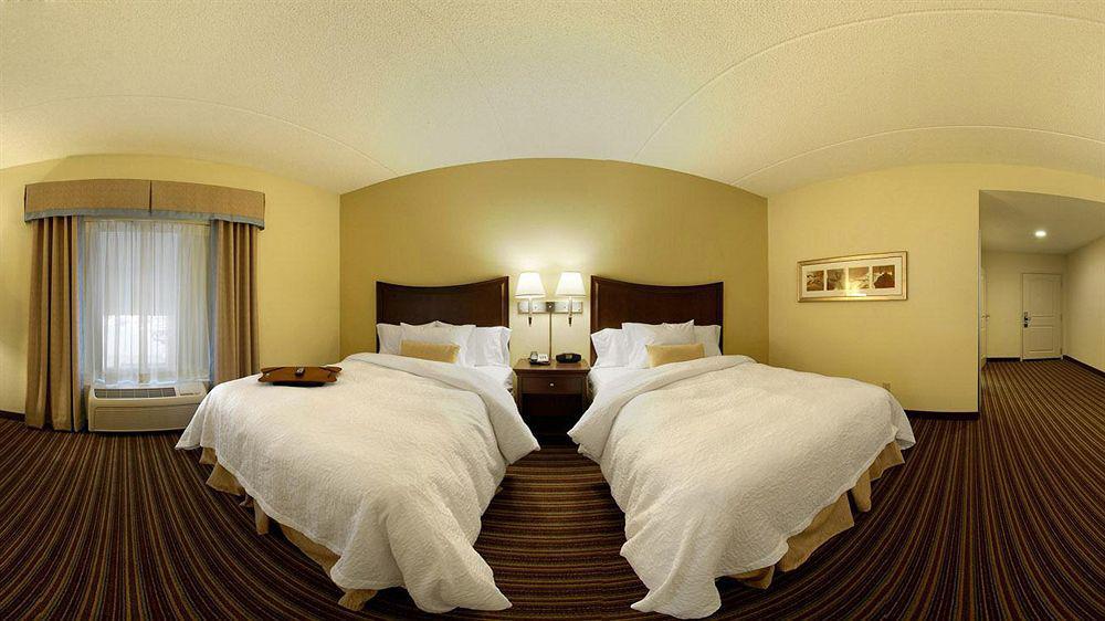 Hampton Inn Gainesville-Haymarket Ngoại thất bức ảnh